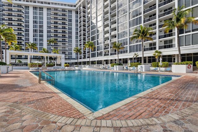 10275 Collins Ave 101, Bal Harbour, FL 33154