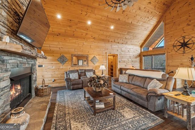 102 High Meadows Trail, Morganton, GA 30560