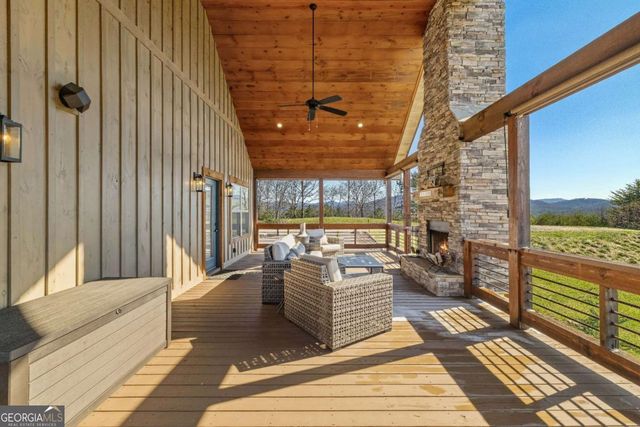 102 High Meadows Trail, Morganton, GA 30560