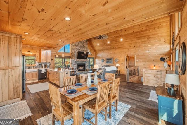 102 High Meadows Trail, Morganton, GA 30560