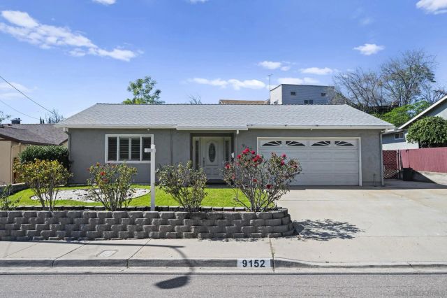 9152 Lakeview Rd, Lakeside, CA 92040