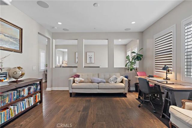 220 Barnes, Tustin, CA 92782