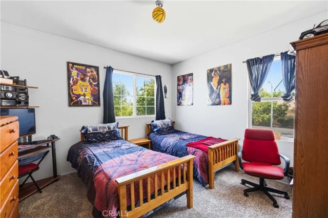 39215 Chantilly, Palmdale, CA 93551