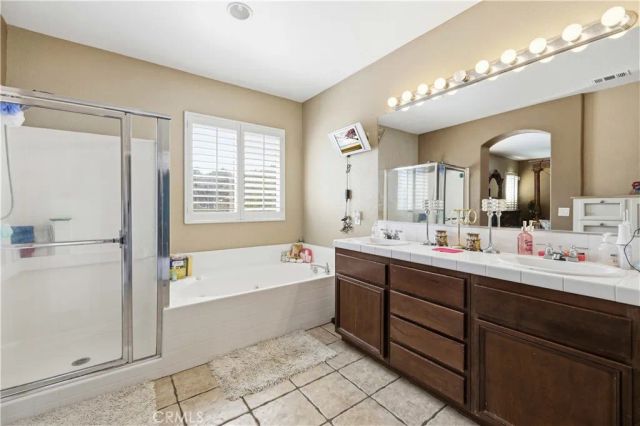 39215 Chantilly, Palmdale, CA 93551