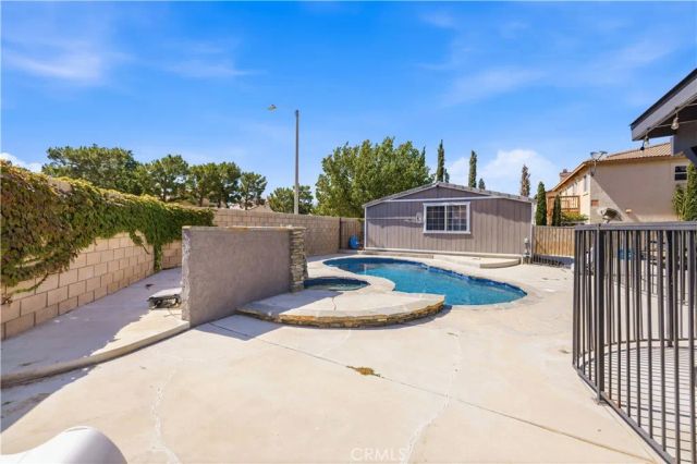 39215 Chantilly, Palmdale, CA 93551