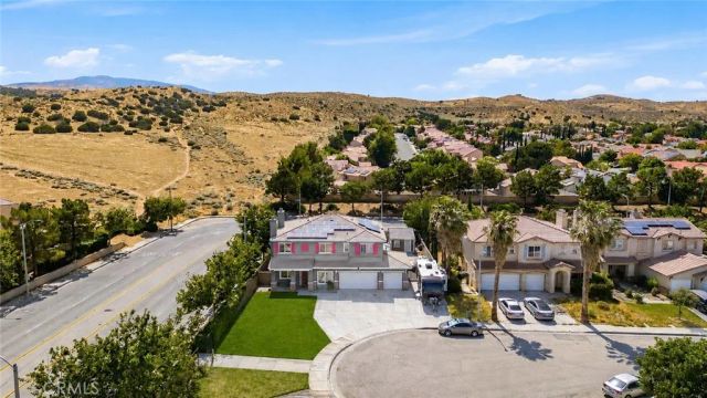 39215 Chantilly, Palmdale, CA 93551