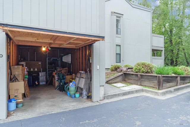 113 Quail Ct, Novato, CA 94949