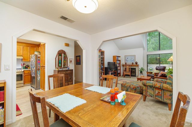 113 Quail Ct, Novato, CA 94949