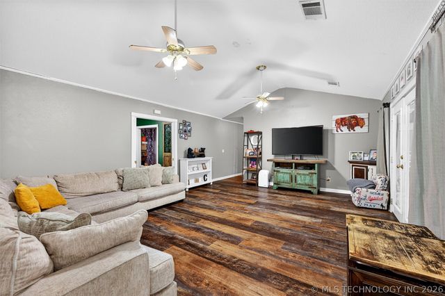 123 Park Lake, Durant, OK 73449