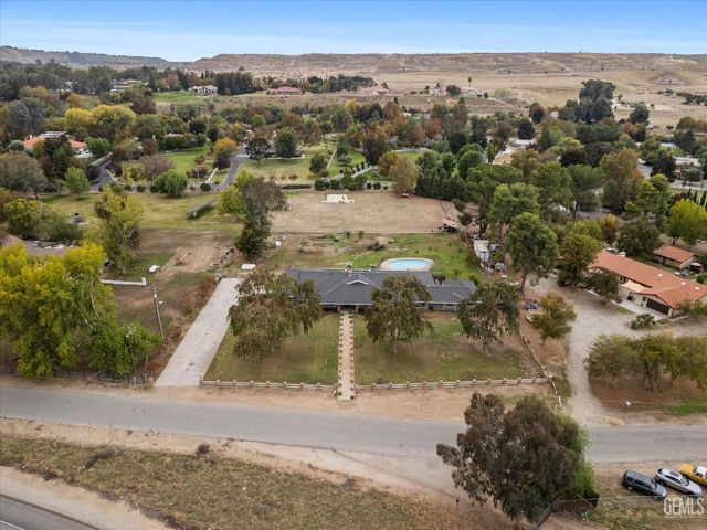 6350 Alfred Harrell Highway, Bakersfield, CA 93308