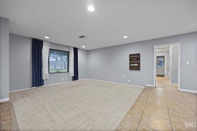 6350 Alfred Harrell Highway, Bakersfield, CA 93308