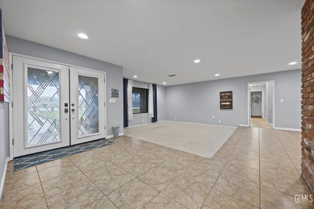 6350 Alfred Harrell Highway, Bakersfield, CA 93308