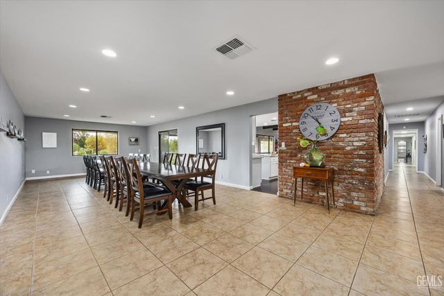 6350 Alfred Harrell Highway, Bakersfield, CA 93308