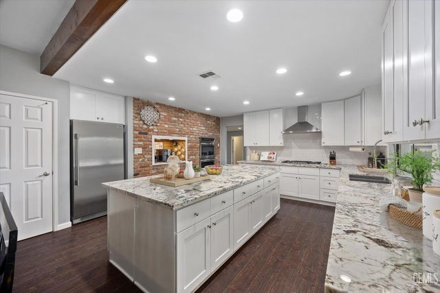 6350 Alfred Harrell Highway, Bakersfield, CA 93308