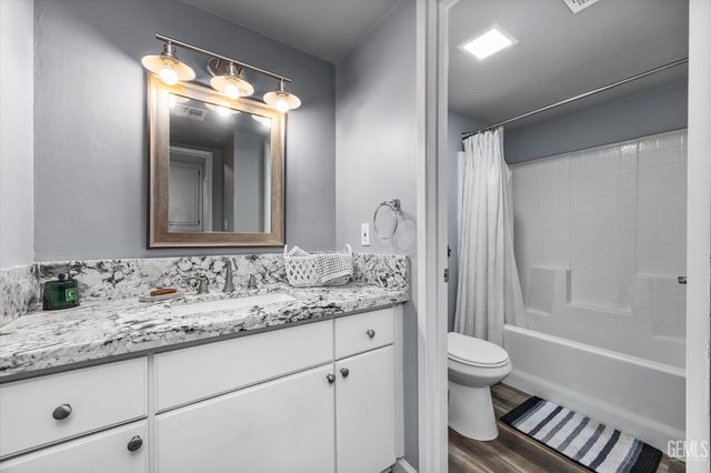 6350 Alfred Harrell Highway, Bakersfield, CA 93308