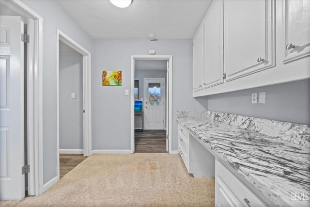 6350 Alfred Harrell Highway, Bakersfield, CA 93308