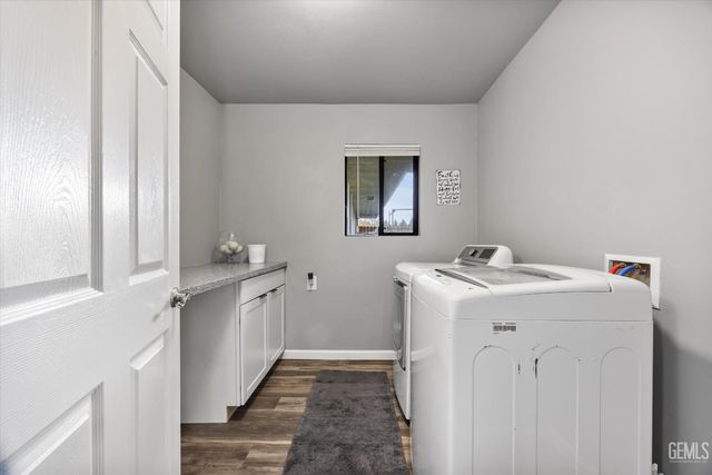 6350 Alfred Harrell Highway, Bakersfield, CA 93308