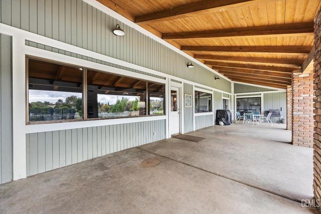 6350 Alfred Harrell Highway, Bakersfield, CA 93308