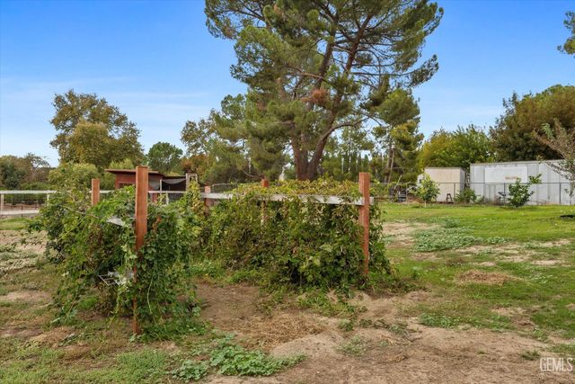 6350 Alfred Harrell Highway, Bakersfield, CA 93308