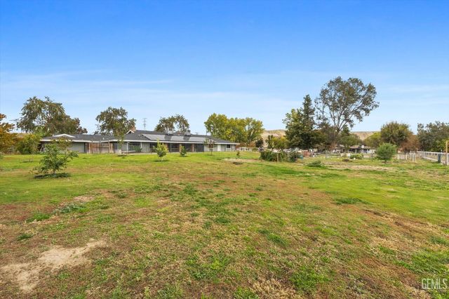 6350 Alfred Harrell Highway, Bakersfield, CA 93308