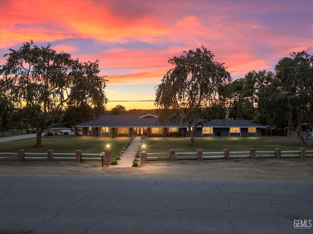 6350 Alfred Harrell Highway, Bakersfield, CA 93308