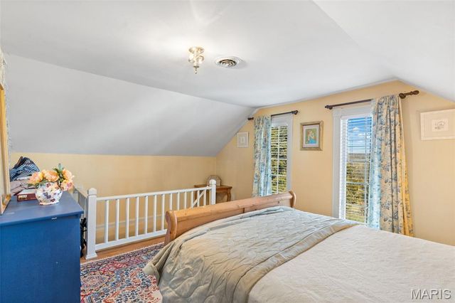 100 Little White Oak Road, New Haven, MO 63068