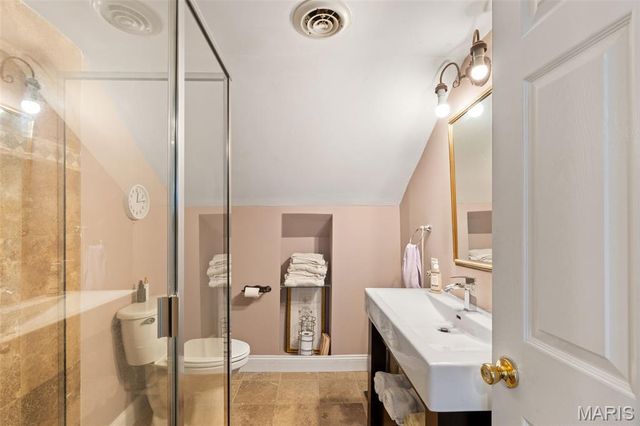 100 Little White Oak Road, New Haven, MO 63068