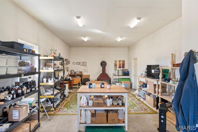 100 Little White Oak Road, New Haven, MO 63068