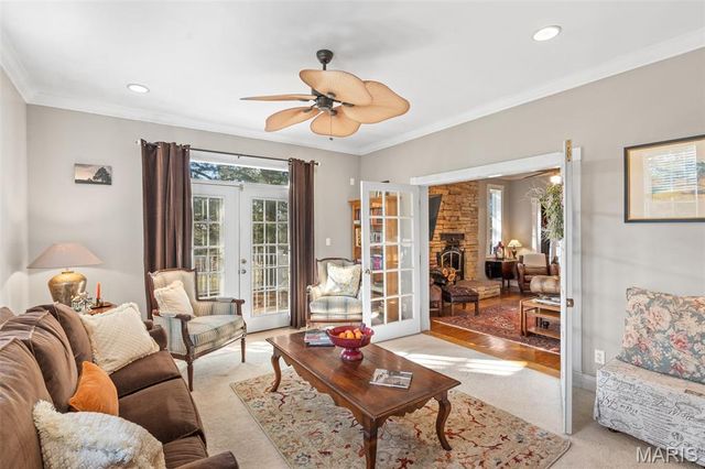 100 Little White Oak Road, New Haven, MO 63068