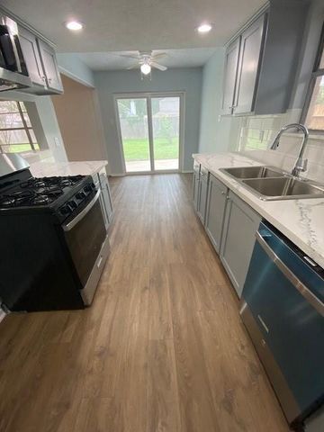 6730 New World Drive, Katy, TX 77449