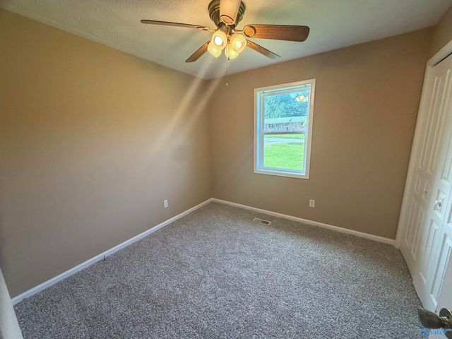 1609 Woodview Drive, Hartselle, AL 35640