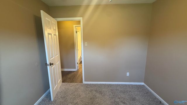 1609 Woodview Drive, Hartselle, AL 35640