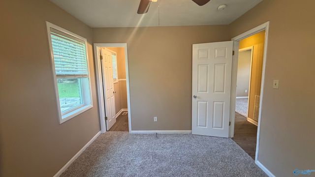 1609 Woodview Drive, Hartselle, AL 35640