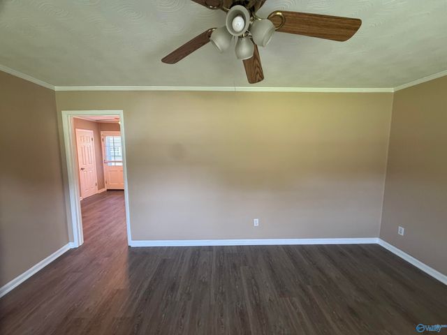 1609 Woodview Drive, Hartselle, AL 35640