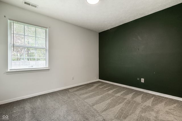 378 Longfellow Court, Greenfield, IN 46140