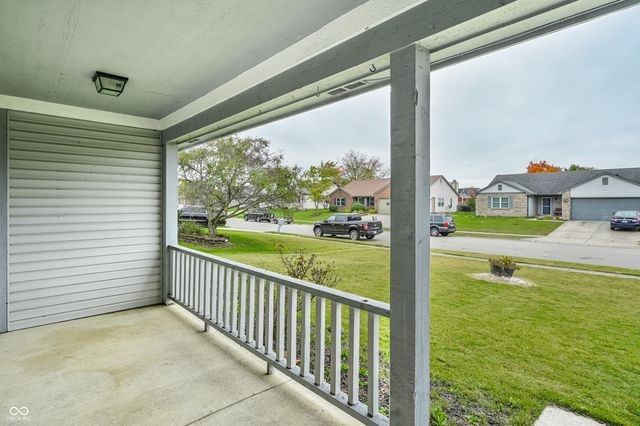 378 Longfellow Court, Greenfield, IN 46140