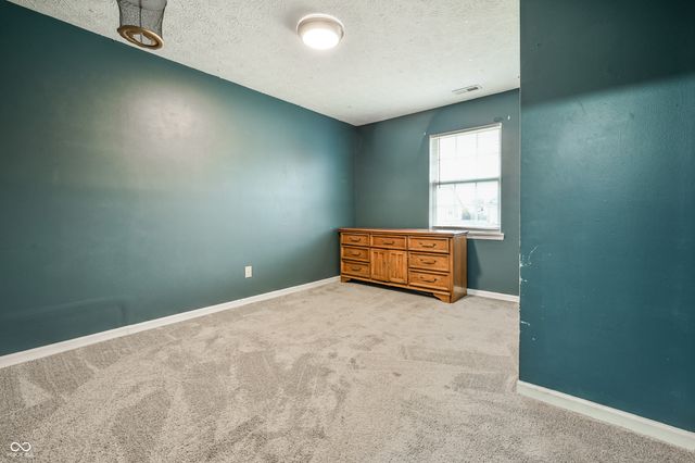 378 Longfellow Court, Greenfield, IN 46140