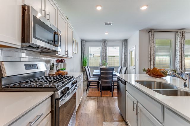 761 Pollyann Trail, Fort Worth, TX 76052