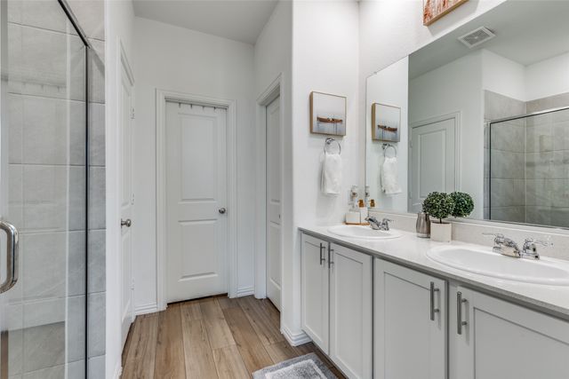 761 Pollyann Trail, Fort Worth, TX 76052