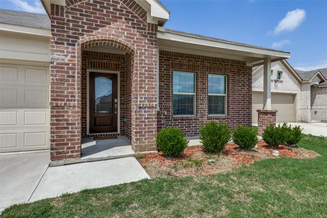 761 Pollyann Trail, Fort Worth, TX 76052