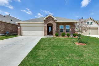 761 Pollyann Trail, Fort Worth, TX 76052