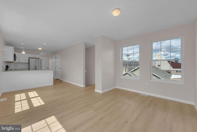 131 N CONGRESS AVE, Atlantic City, NJ 08401