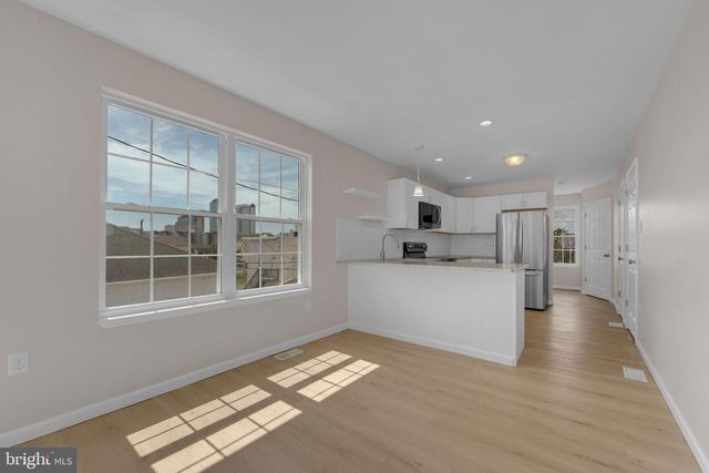 131 N CONGRESS AVE, Atlantic City, NJ 08401