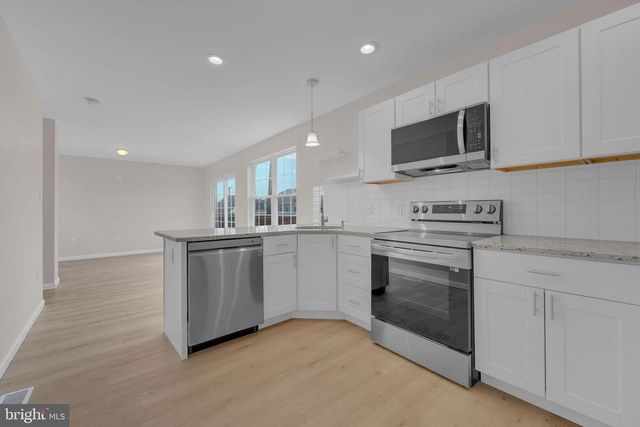 131 N CONGRESS AVE, Atlantic City, NJ 08401