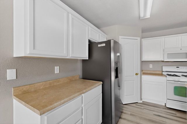 9924 Cerro Largo Place NW, Albuquerque, NM 87114
