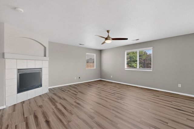 9924 Cerro Largo Place NW, Albuquerque, NM 87114