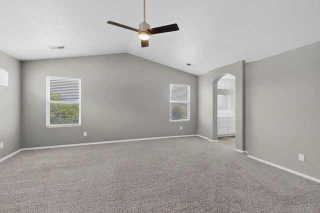 9924 Cerro Largo Place NW, Albuquerque, NM 87114