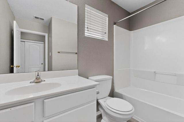 9924 Cerro Largo Place NW, Albuquerque, NM 87114