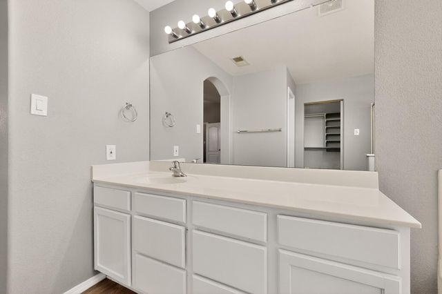 9924 Cerro Largo Place NW, Albuquerque, NM 87114