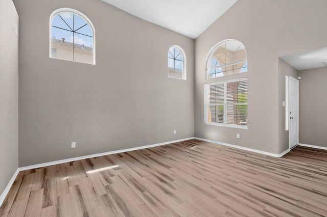 9924 Cerro Largo Place NW, Albuquerque, NM 87114